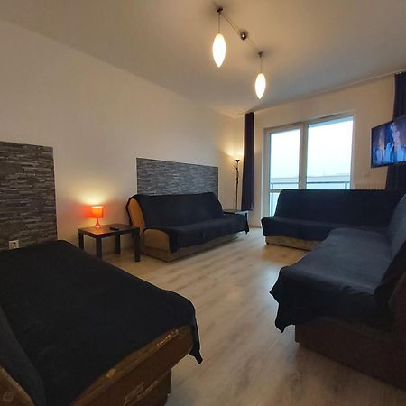 2060 Zwyciestwa 5G - Tanie Pokoje W Apartamencie - Samodzielne Zameldowanie - Self Check In Poznań Exterior foto